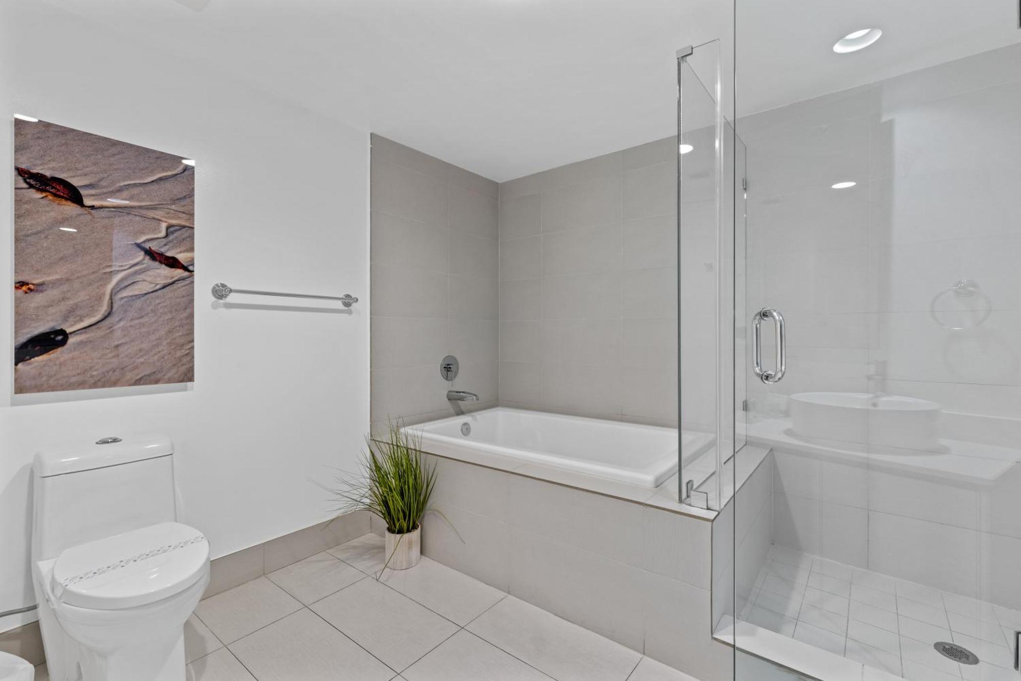 Hallandale Sky Water View 哈兰代尔海滩 外观 照片